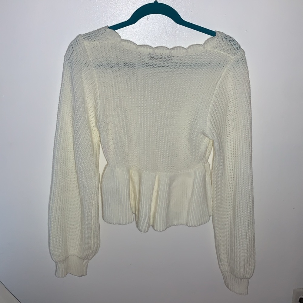 Crochet Knit Long Sleeve V Neck Sweater - Picture 6 of 6